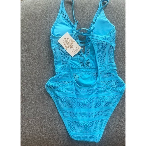 BECCA Women's‎ Color Play Crochet One Piece Swimsuit Plunge Neck Blue Size Med - Picture 4 of 8